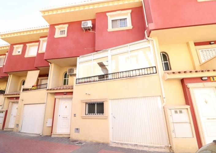 Dúplex en Venta en centro, Catral