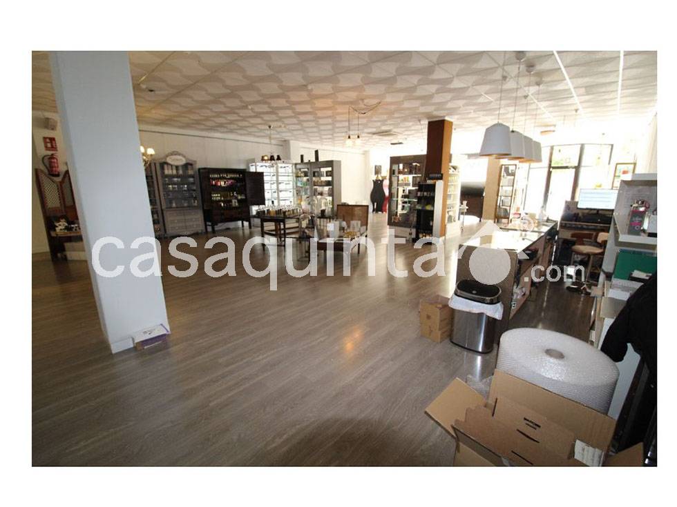 Local en Alquiler en centro, Catral