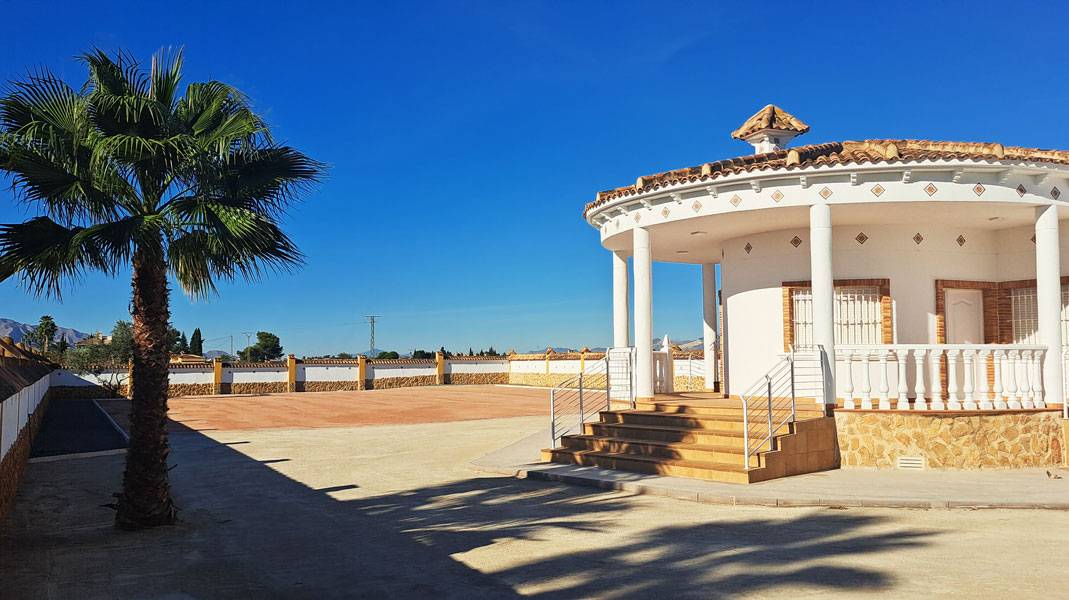 Chalet en Alquiler en huerta, Catral