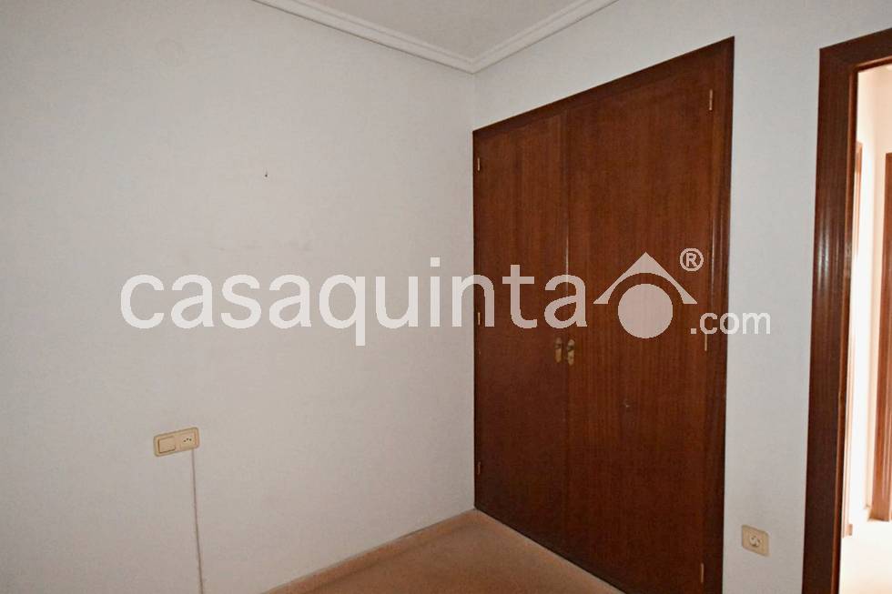 Dúplex en Venta en San Felipe Neri, Catral