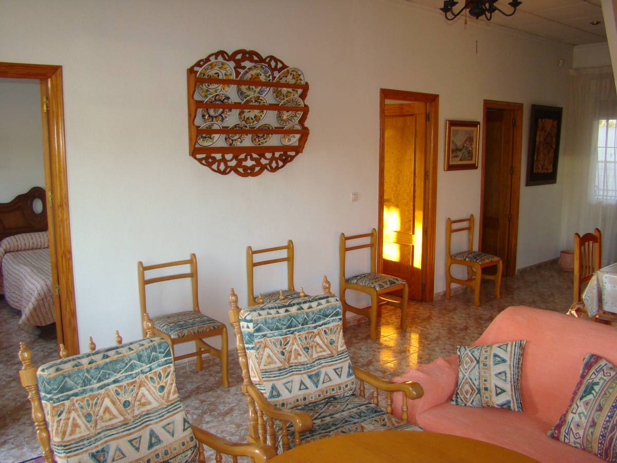 Chalet en Alquiler en huerta, Catral