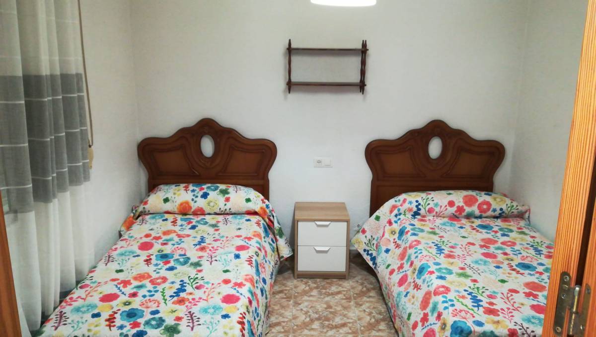 Chalet en Alquiler en huerta, Catral