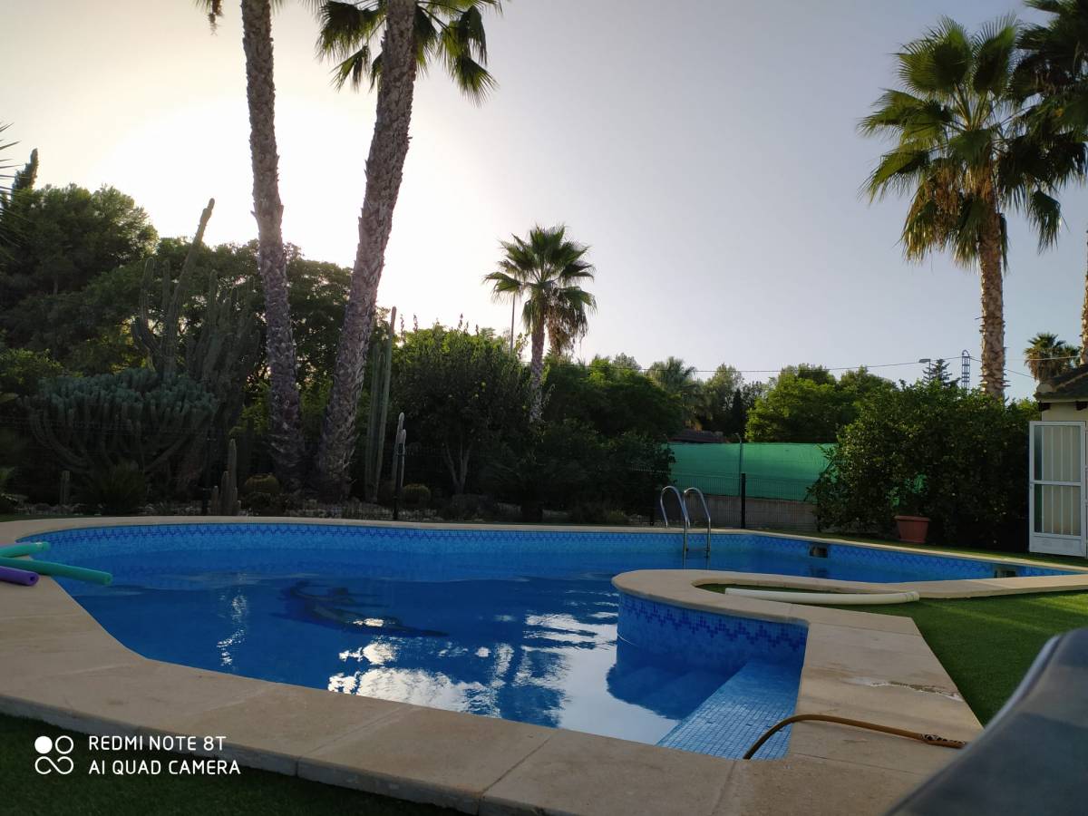 Chalet en Venta en huerta, Catral