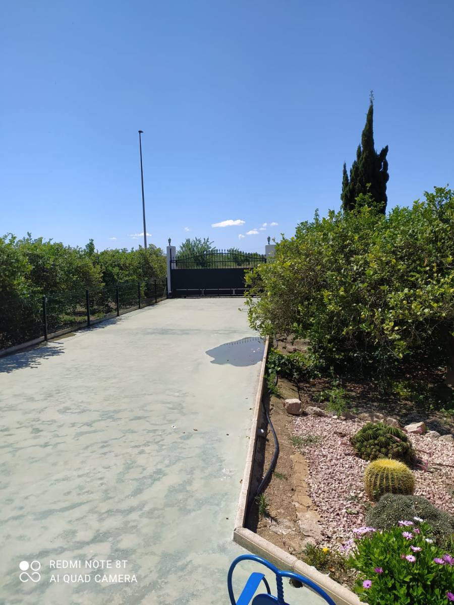Chalet en Venta en huerta, Catral