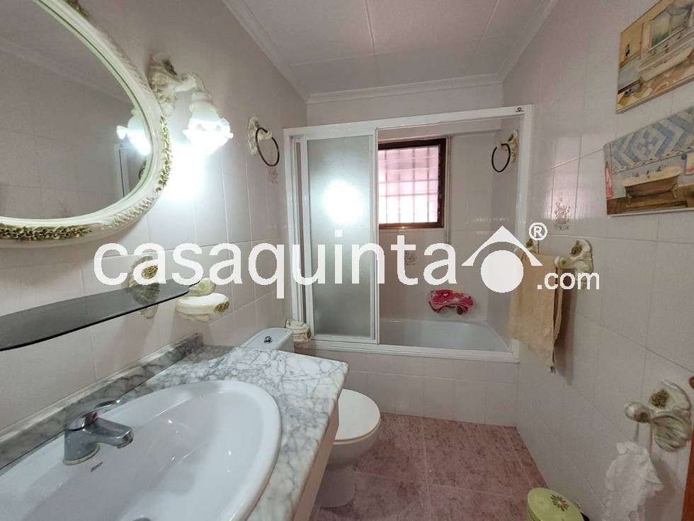 Bungalow en Venta en CENTRO, Guardamar del Segura