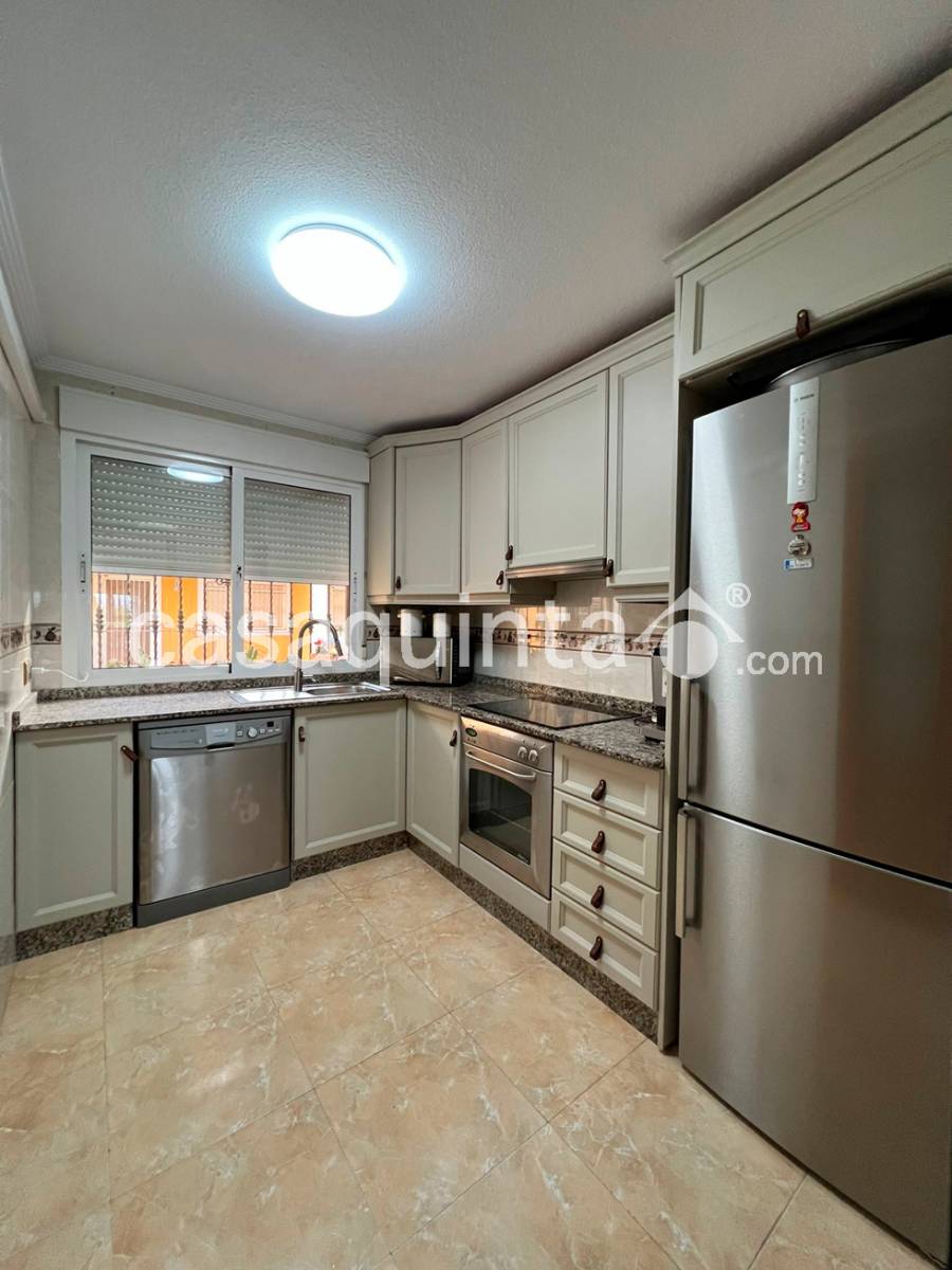 Bungalow en Venta en Barrio de la Cruz, Catral