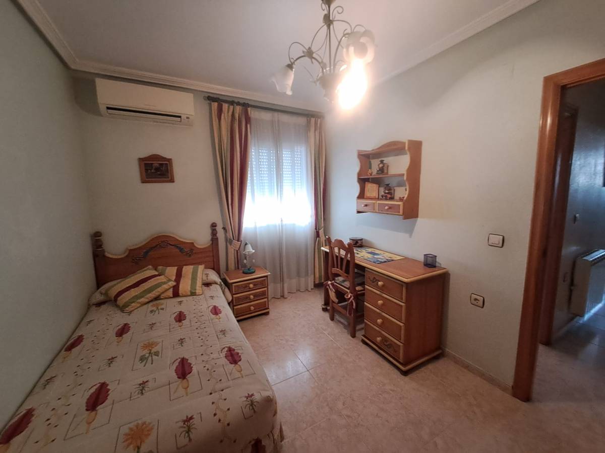 Dúplex en Venta en centro, Catral