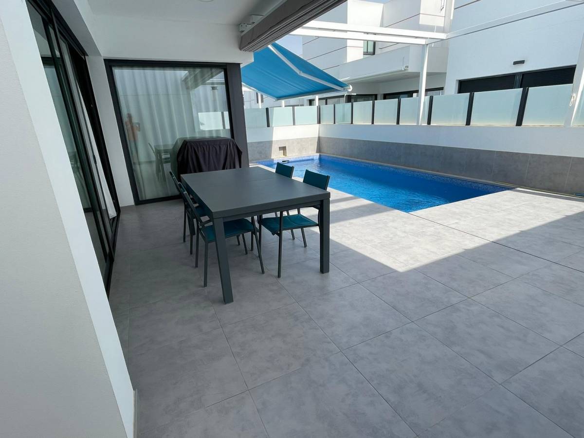 Chalet en Venta en centro, Dolores