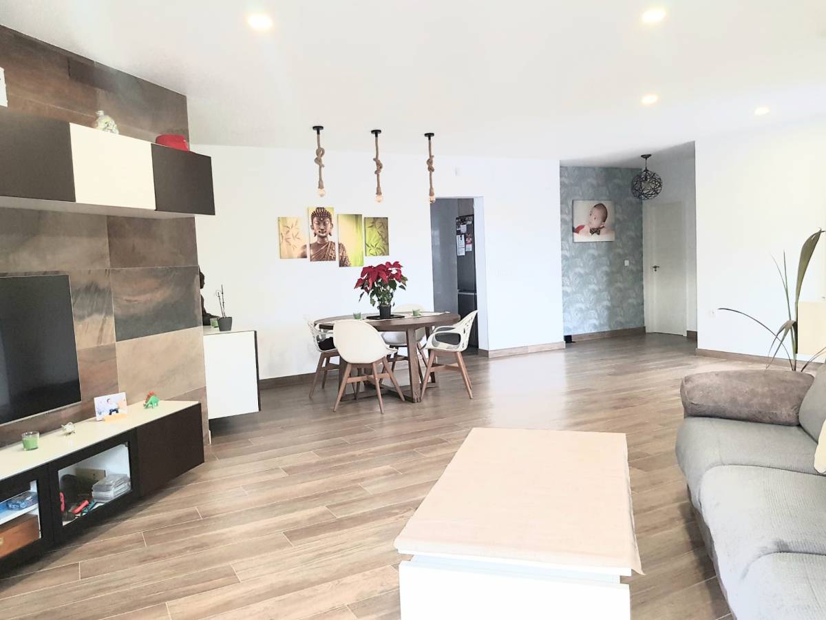 Chalet en Producto Bancario en huerta, Catral