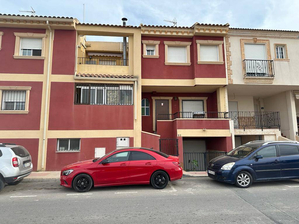 Adosado en Venta en centro, Catral