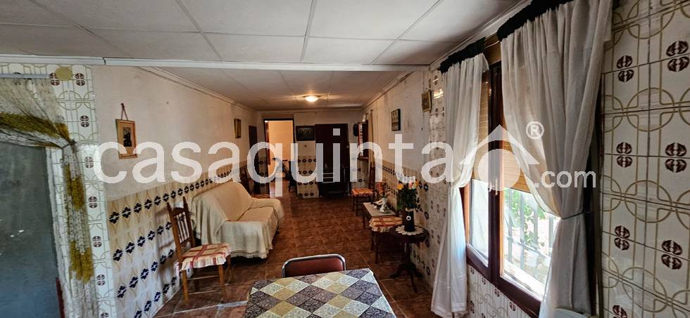 Casa con Terreno en Venta en Barrio De Los Dolores, Callosa de Segura