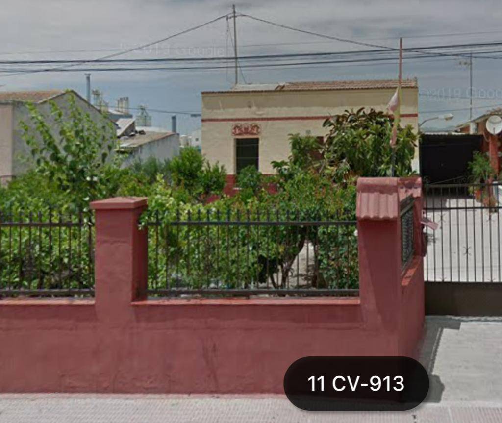 Casa con Terreno en Venta en Barrio De Los Dolores, Callosa de Segura