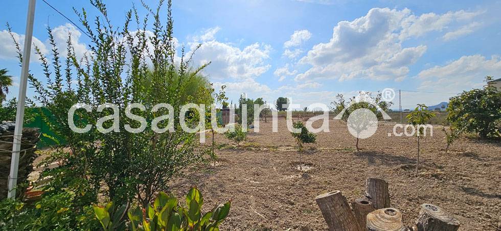 Casa con Terreno en Venta en LOS MONECILLOS, Granja de Rocamora