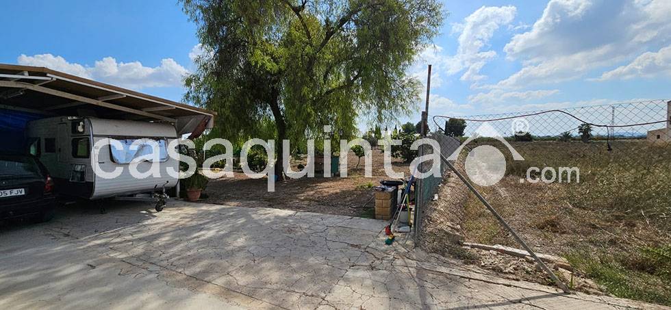 Casa con Terreno en Venta en LOS MONECILLOS, Granja de Rocamora