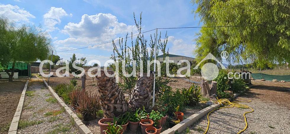 Casa con Terreno en Venta en LOS MONECILLOS, Granja de Rocamora