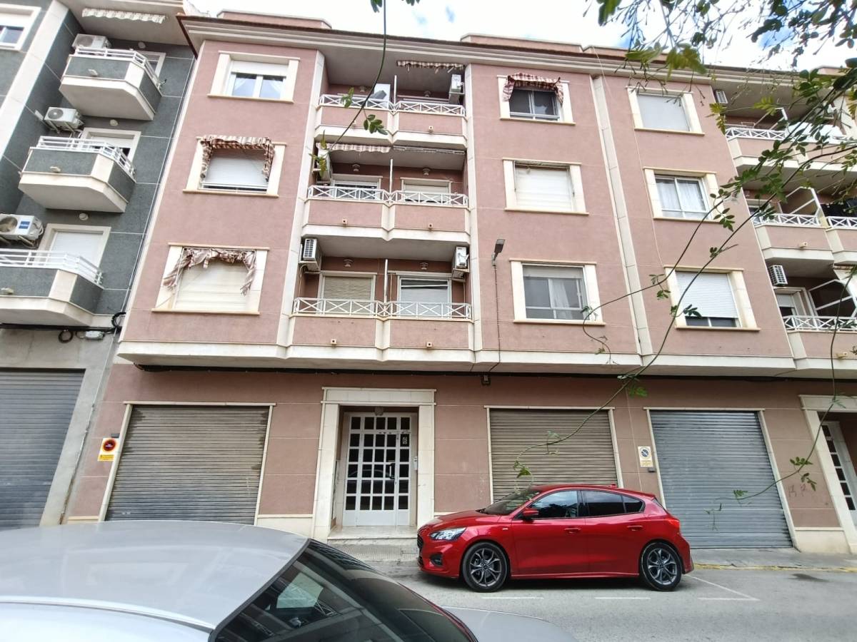 Piso Vender los-montesinos -en-centro Ref.:01621